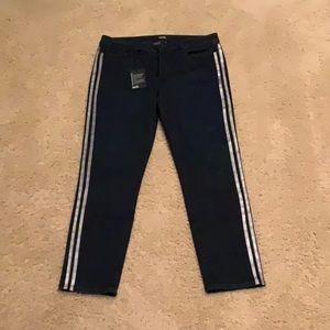 PAIGE denim dark wash accented jeans